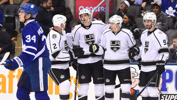 kings-beat-maple-leafs-nov-8.jpg